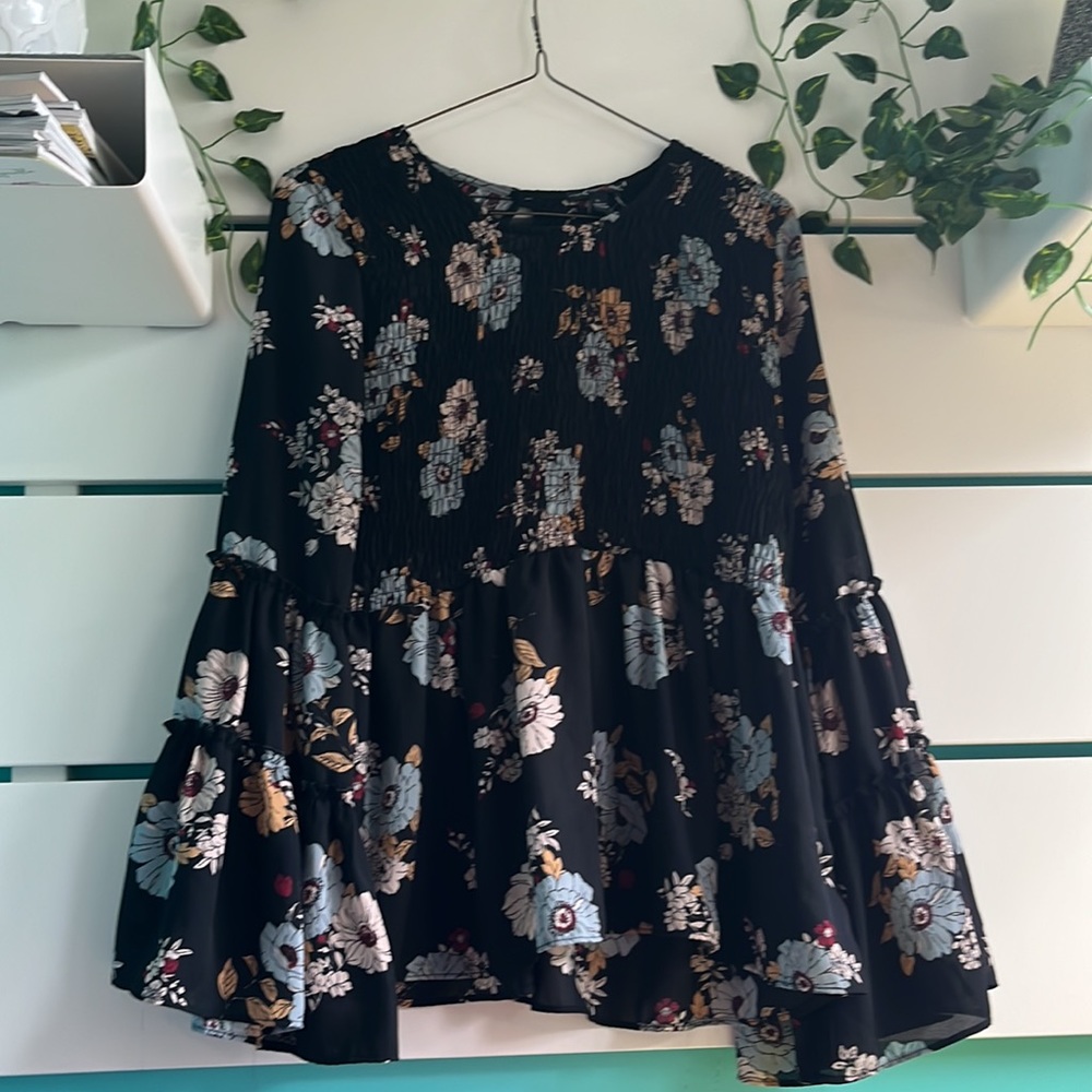 Floral top